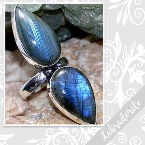 Labradorite Large Eclectic Silver Artisan Ring, Size 8 (fiery Blue flash)